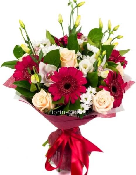 Elegante bouquet con lisianthus e gerbere
